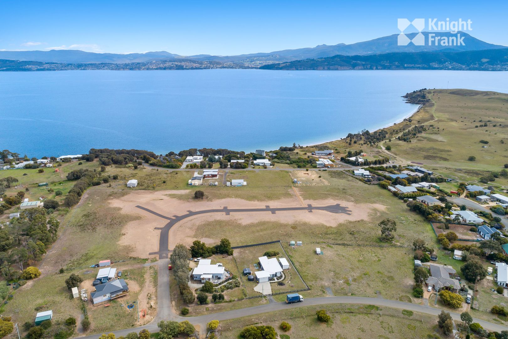 10/3 Pardalote Close, Opossum Bay TAS 7023, Image 2