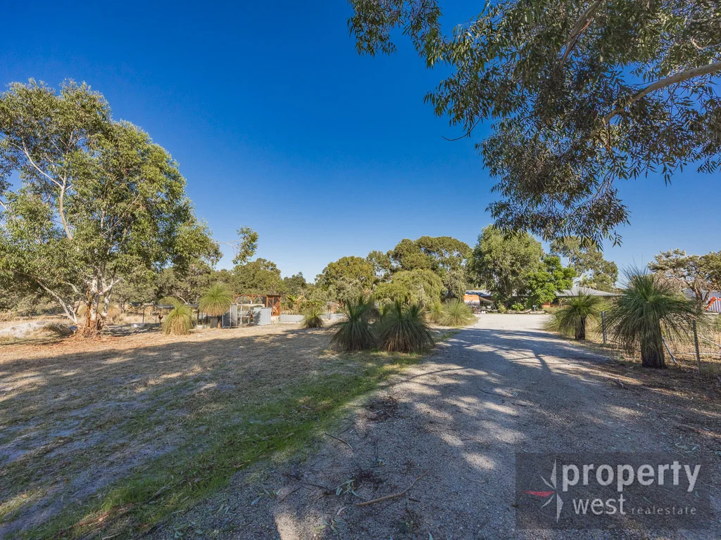 Additional image 31 of 6 Seminara Place, Mariginiup WA 6078