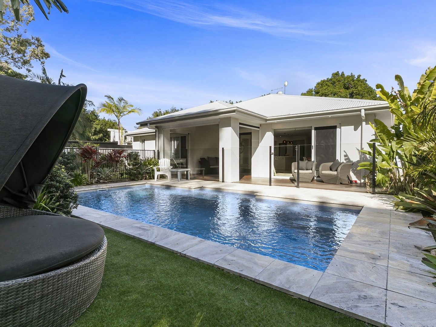 4 bedrooms House in 6 Honey Myrtle Rd NOOSA HEADS QLD, 4567
