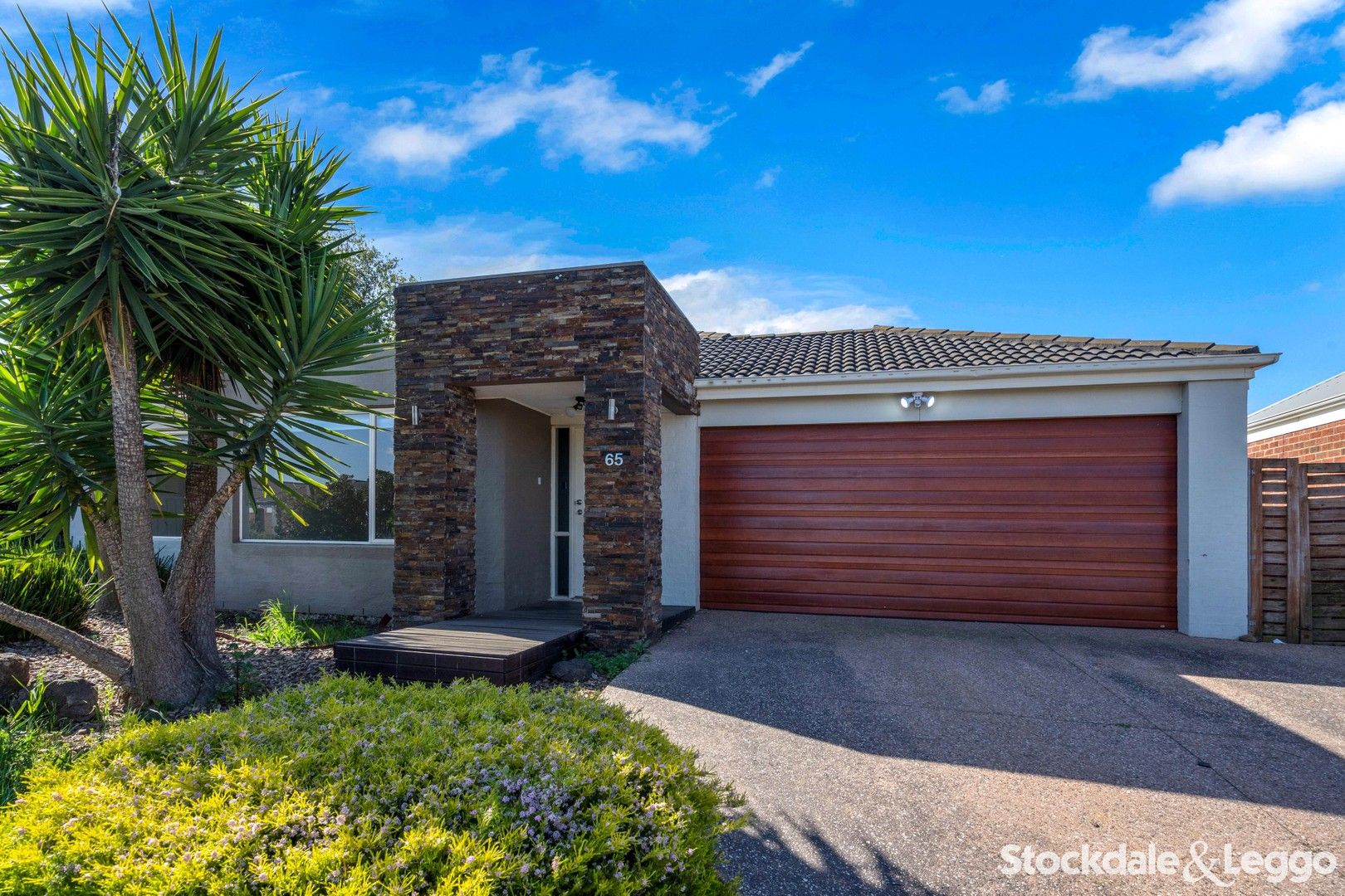4 bedrooms House in 65 Mareeba Way CRAIGIEBURN VIC, 3064