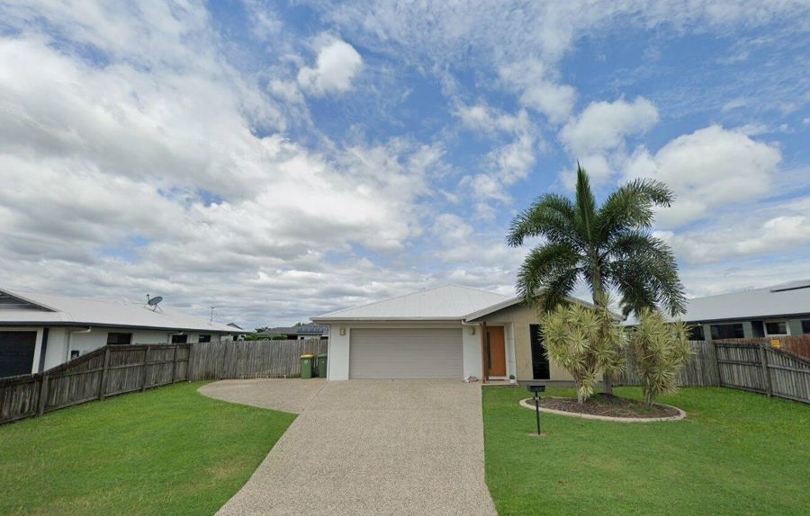 4 bedrooms House in 49 Hocking Crescent MARIAN QLD, 4753