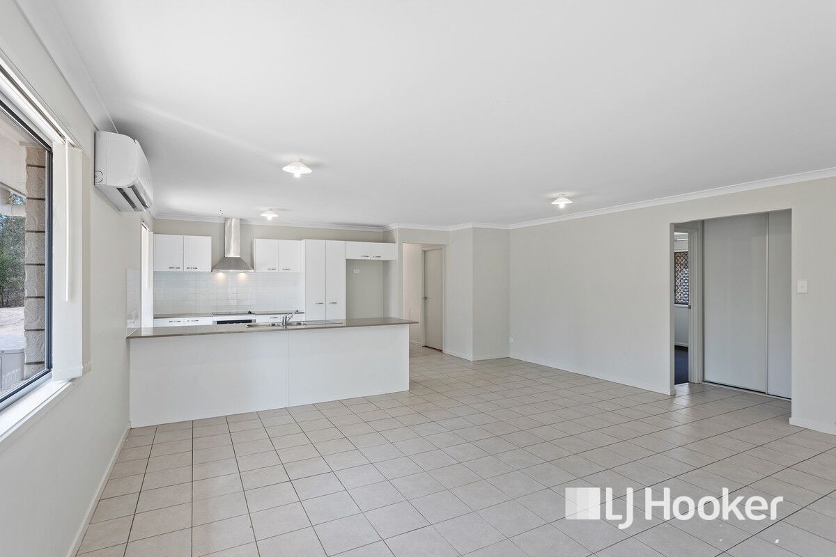 6A Lexcen Court, Kensington Grove QLD 4341, Image 2