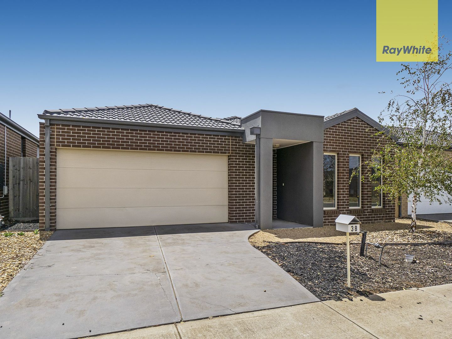 38 Barleygrass Crescent, Brookfield VIC 3338, Image 1