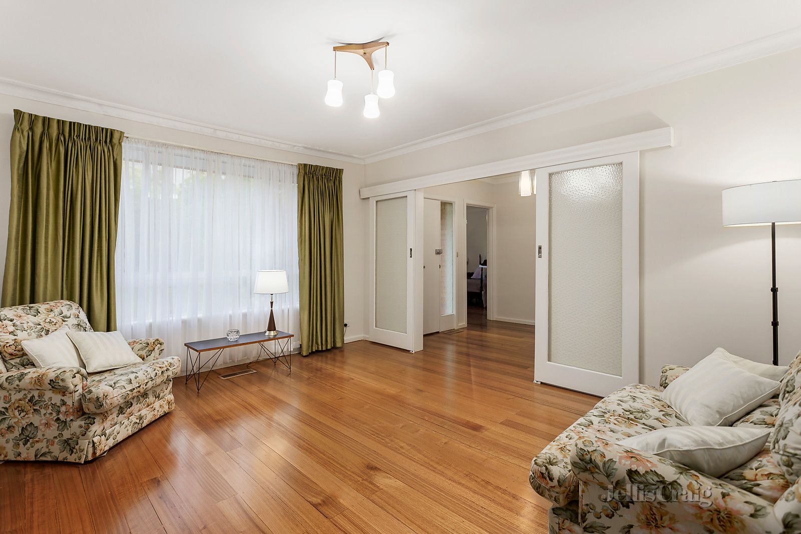 3 Dale Court, Blackburn North VIC 3130, Image 2