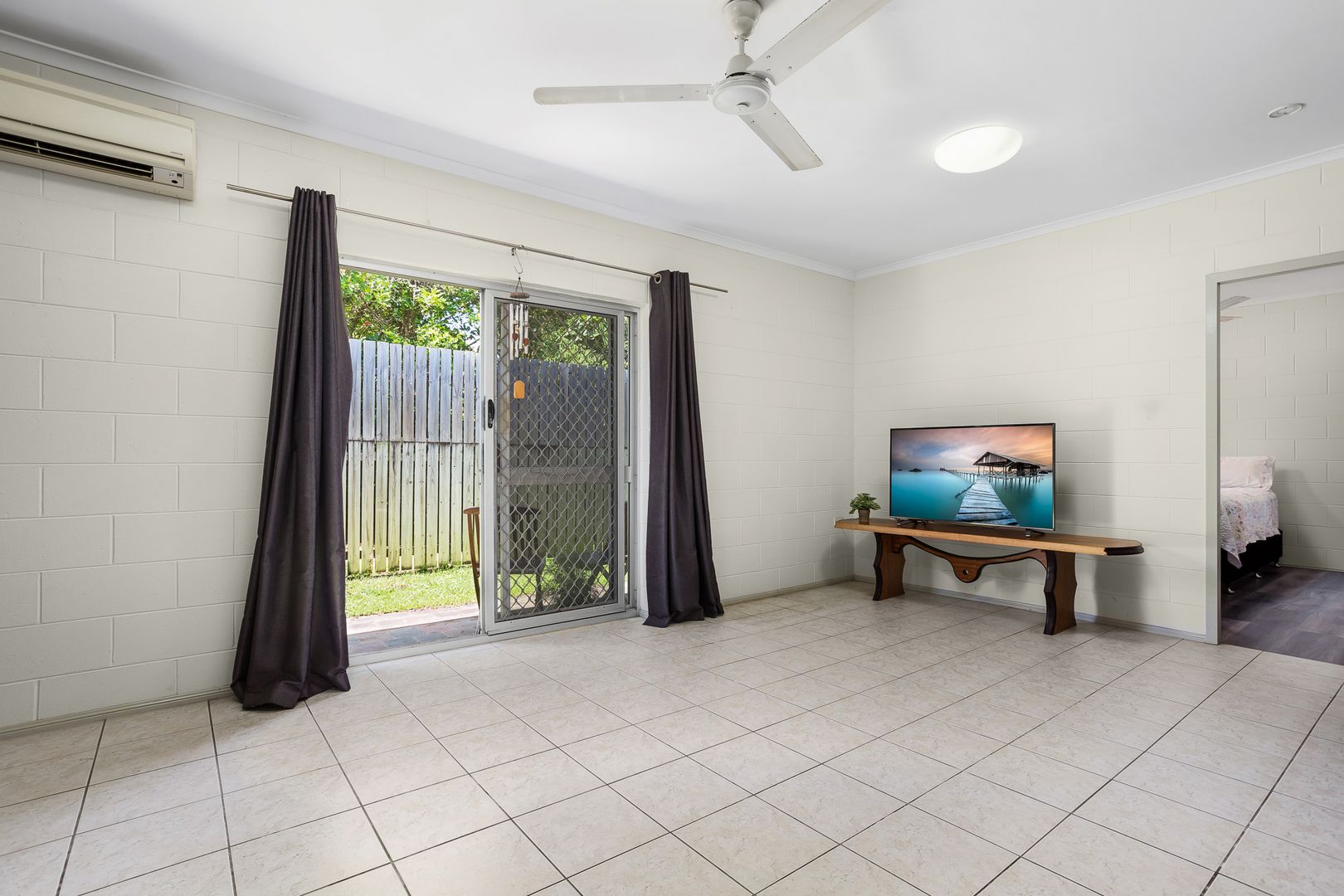 2/28 Kambara Street, White Rock QLD 4868, Image 2