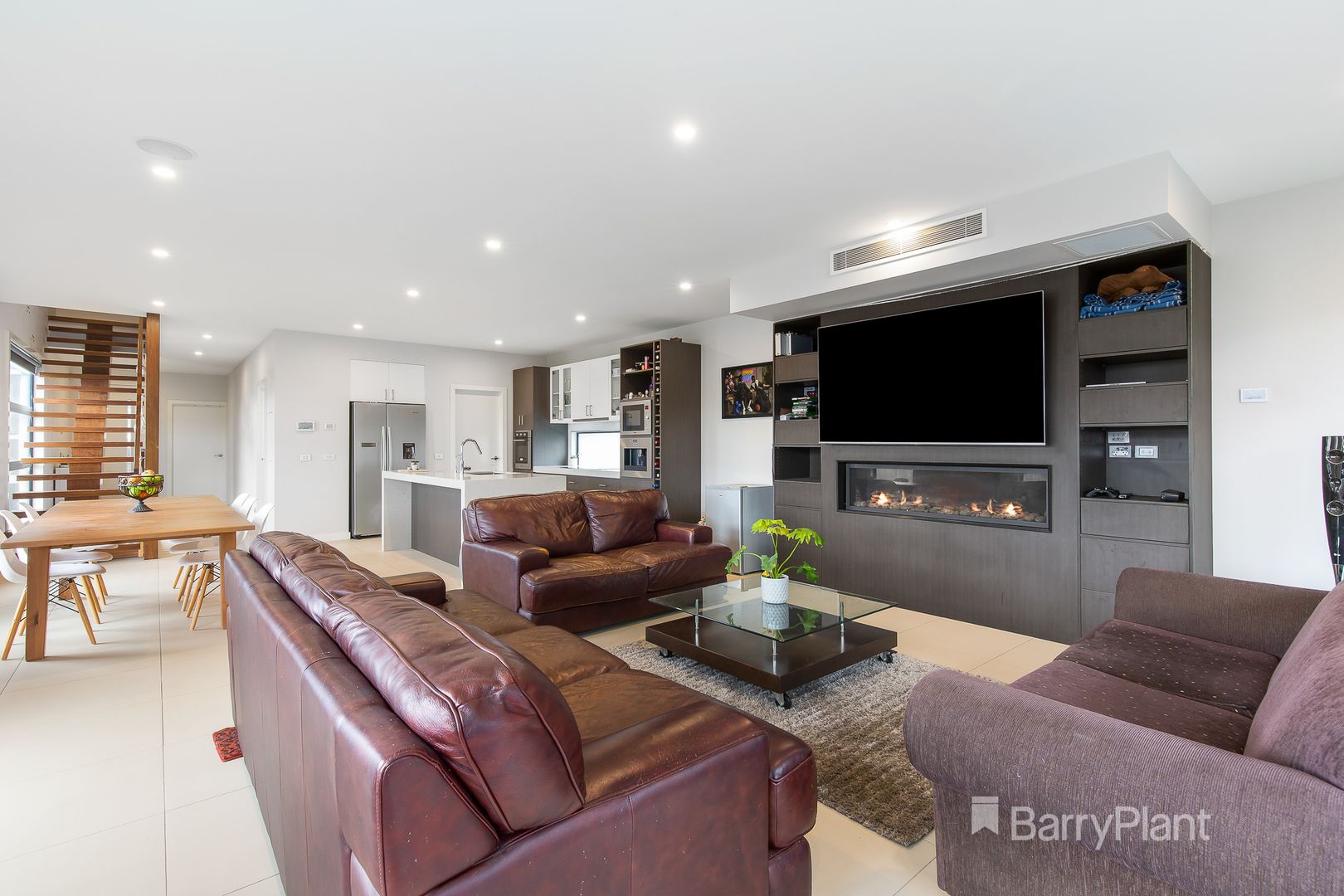 8 Red Hill Terrace, Doncaster East VIC 3109 Domain