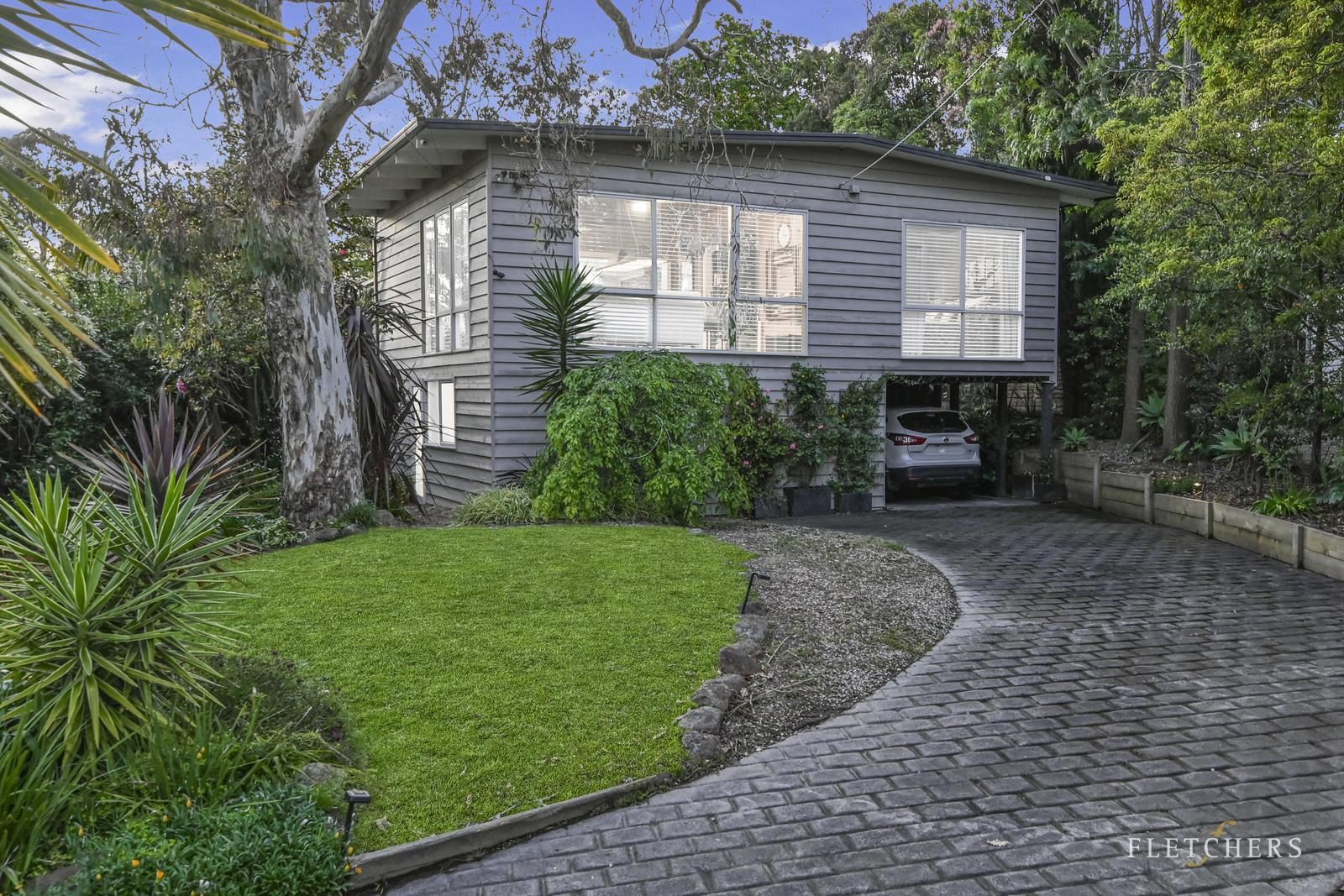 4 bedrooms House in 6 Bennett Avenue HEATHMONT VIC, 3135