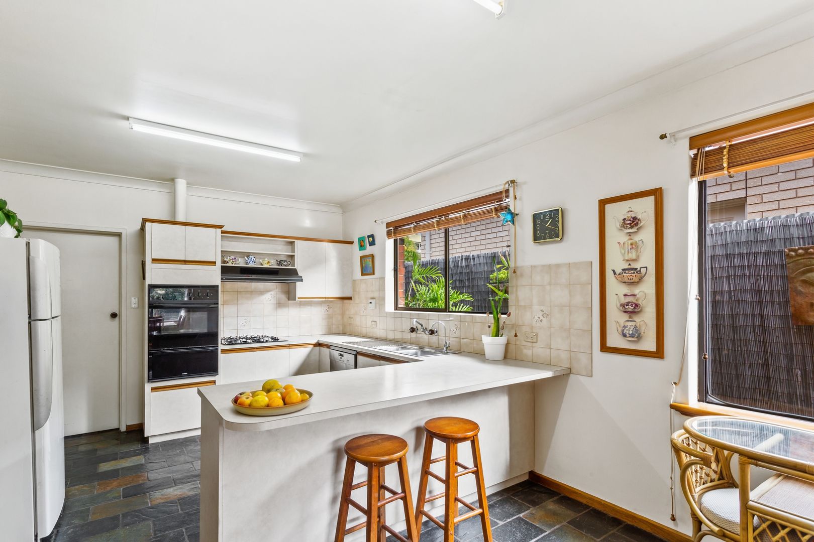 10 Regent Street, Moana SA 5169, Image 1