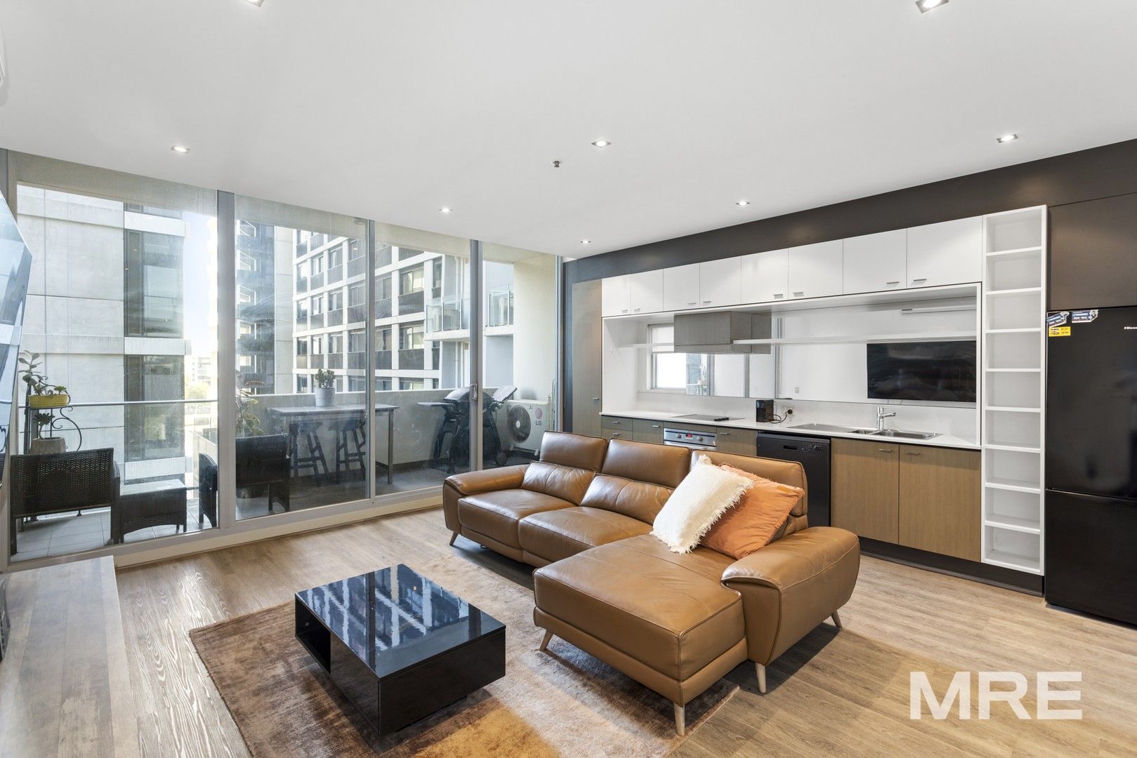 2 bedrooms Apartment / Unit / Flat in 505/12 Yarra Street SOUTH YARRA VIC, 3141