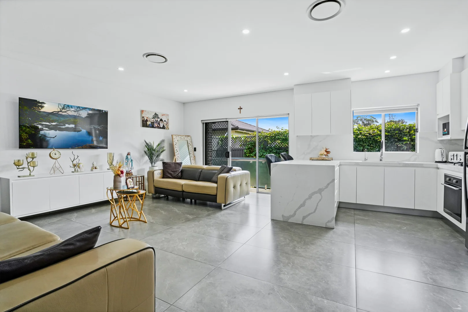 Additional image 22 of 23 & 23a Faulds Road, Guildford NSW 2161