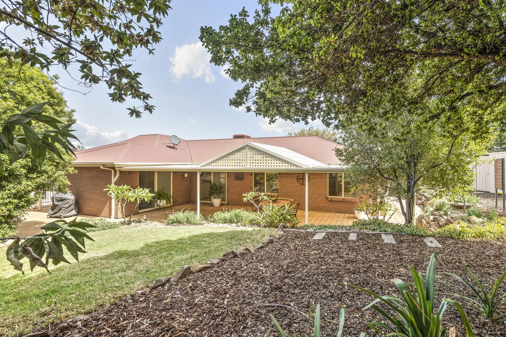 Additional image 24 of 2 The Crescent, Seaford Rise SA 5169