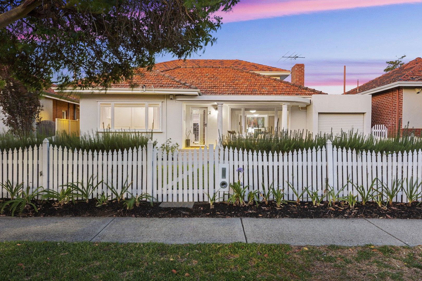 4 bedrooms House in 78 Sexton Road INGLEWOOD WA, 6052