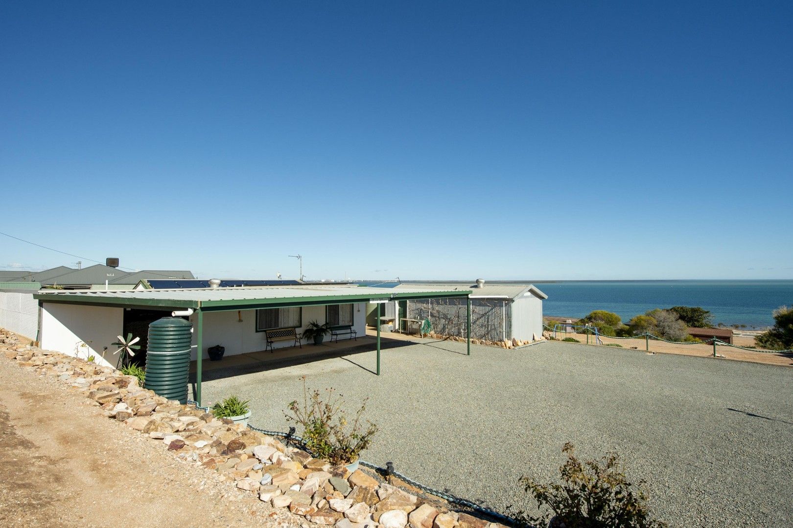 16 Mount Ferguson Dr, Weeroona Island SA 5495, Image 0