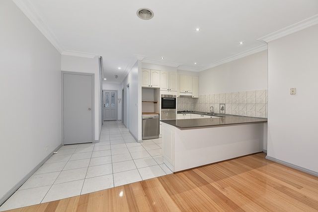 4 bedrooms Townhouse in 8 Kay Street CARLTON VIC, 3053