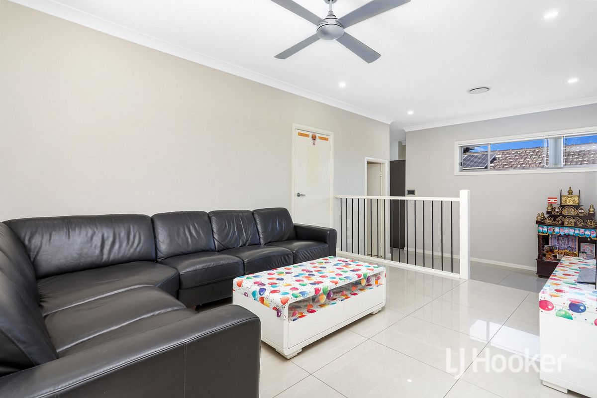 2/60-62 Magowar Road, Girraween NSW 2145, Image 1