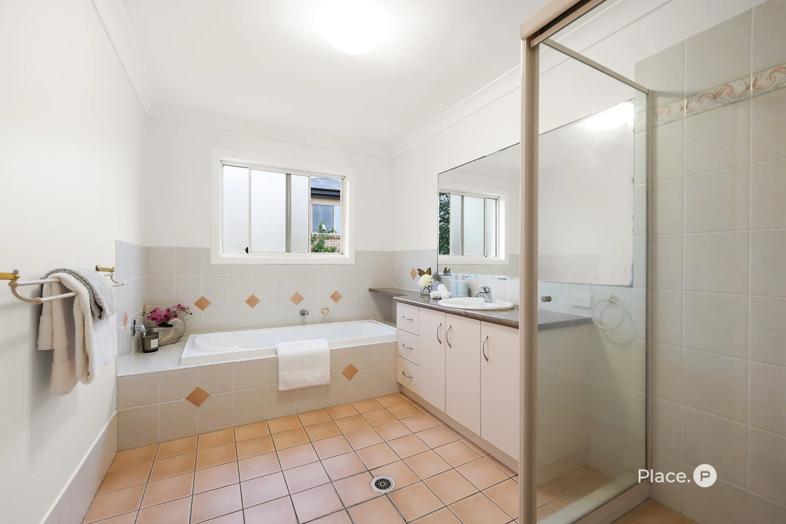 Additional image 18 of 4 Maple Court, Carindale QLD 4152