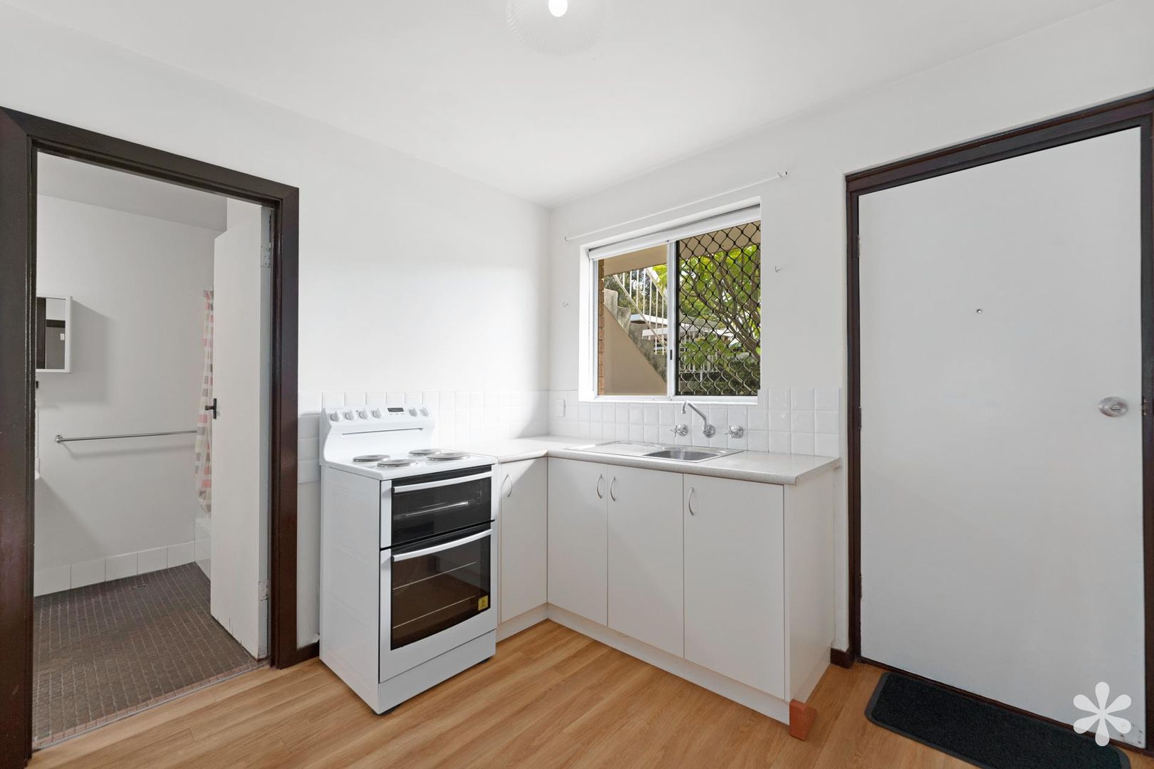 2/18 Solomon St, Palmyra WA 6157 House For Rent Domain