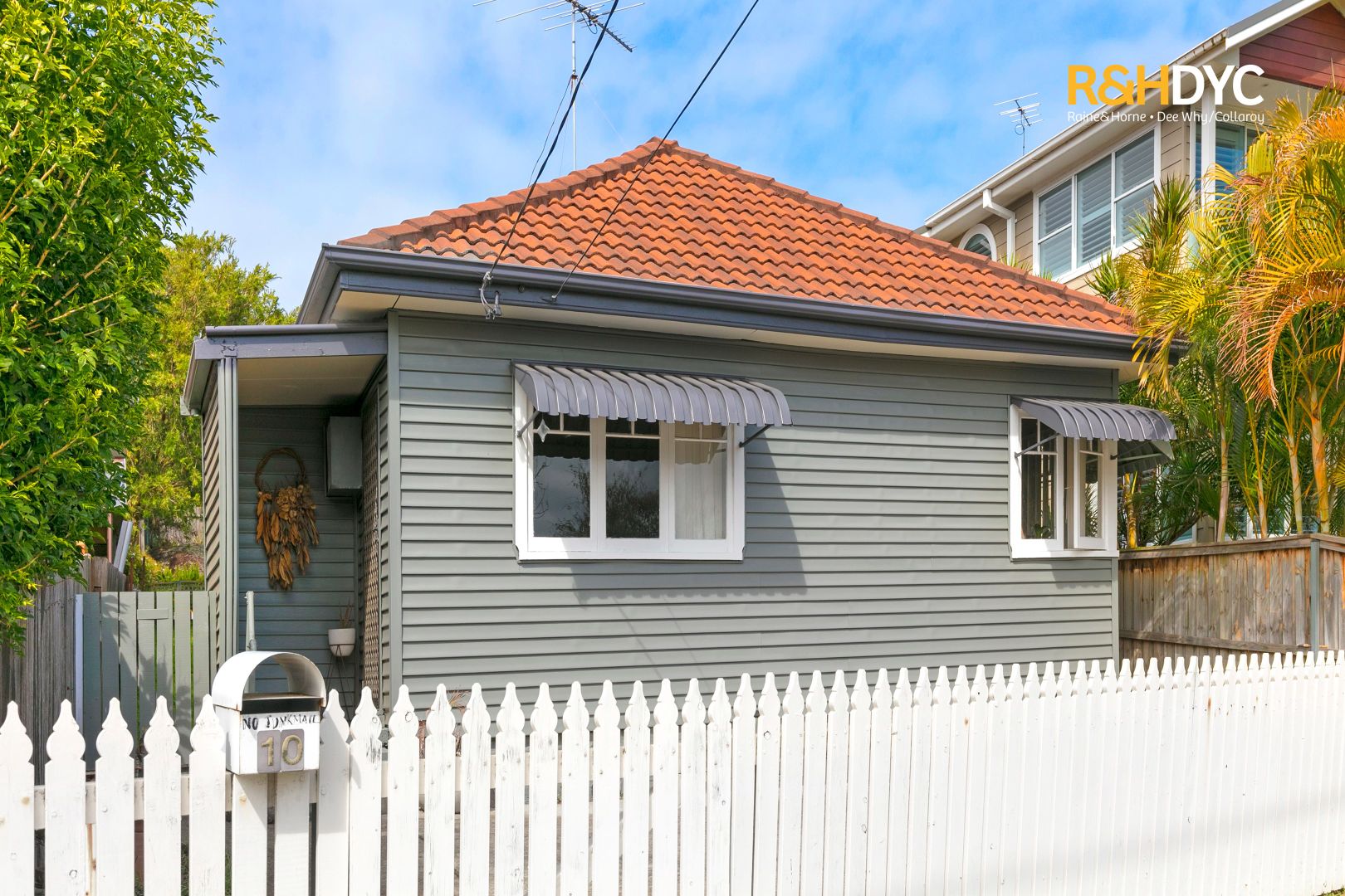 10 Adams Street, Curl Curl NSW 2096, Image 2