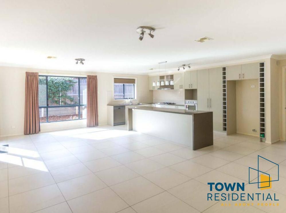 4 bedrooms House in 9 Flagstone Street HARRISON ACT, 2914