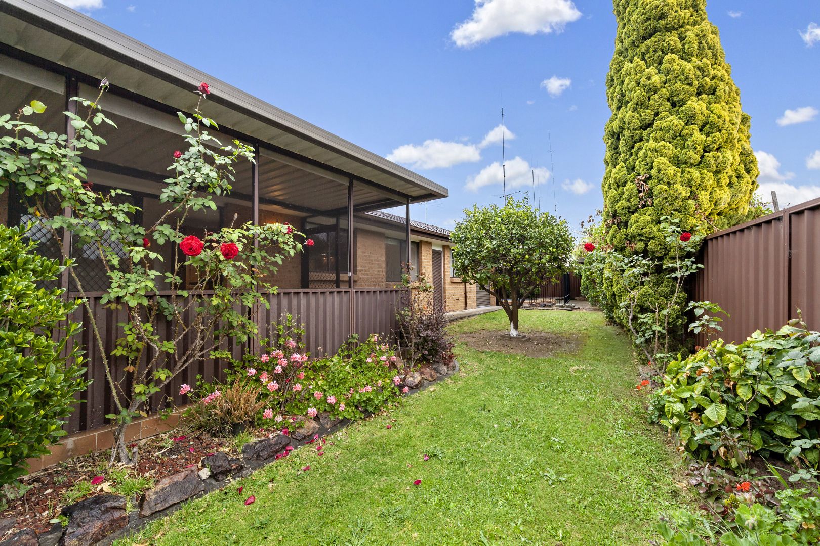 7 Topaz Place, Bossley Park NSW 2176, Image 1