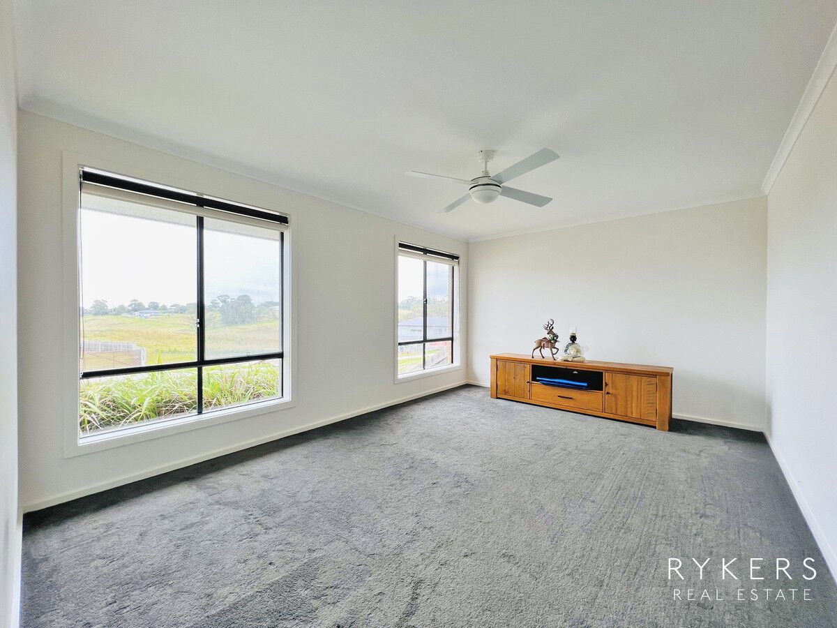 21 Riviera Court Lakes Entrance VIC 3909 Domain