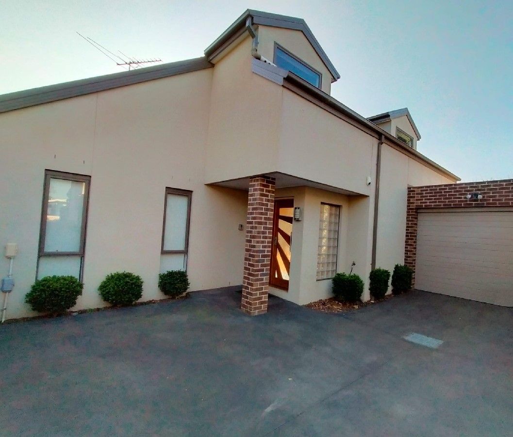 3/3 Bronte Court Hampton VIC 3188 Townhouse For Rent $750 Domain