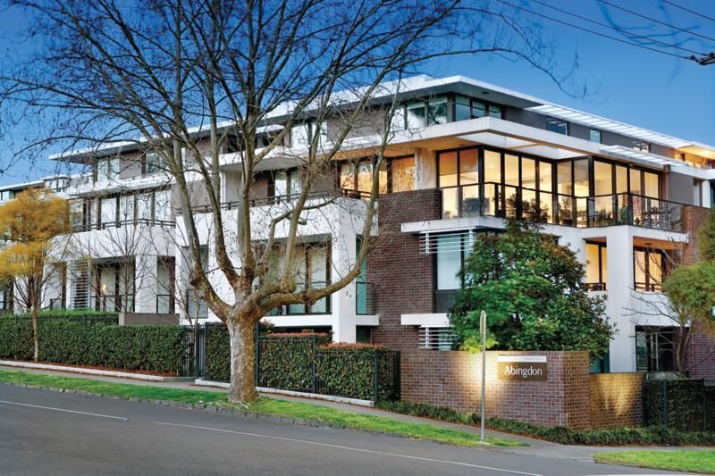 102/53 Chaucer Crescent, Canterbury VIC 3126, Image 0