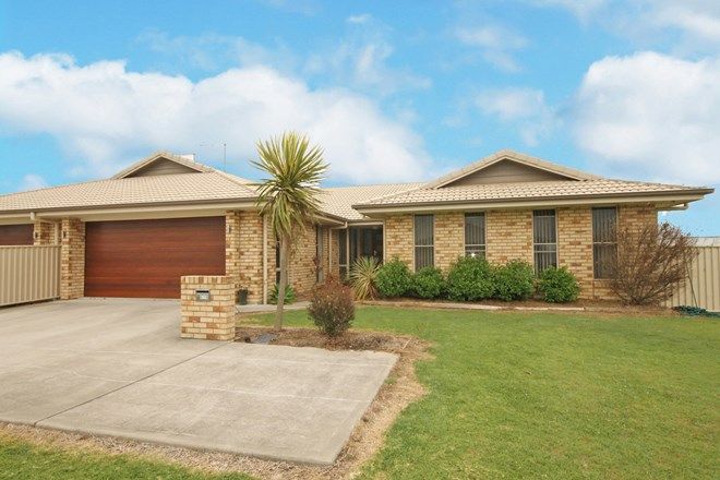 Picture of 2/15 Angus Drive, JUNCTION HILL NSW 2460