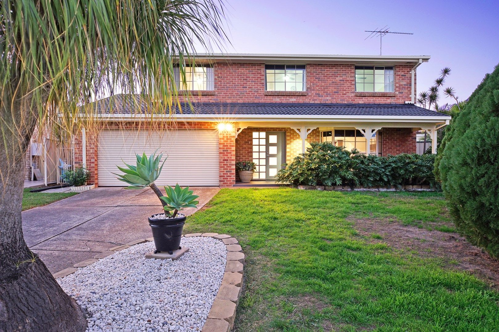 10 Norn Close, Greenfield Park NSW 2176, Image 0