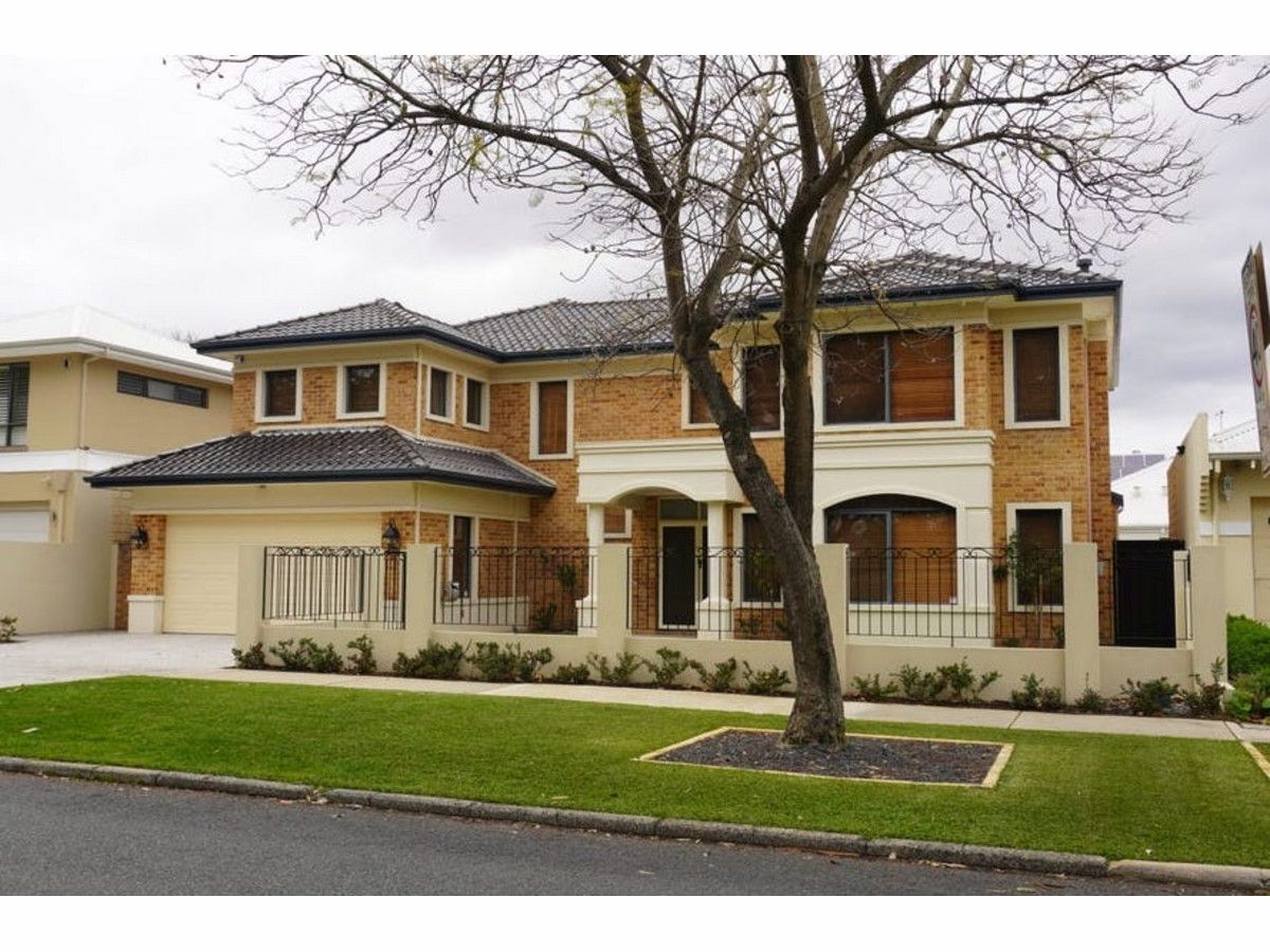 4 bedrooms House in 5 Maclennan Road APPLECROSS WA, 6153