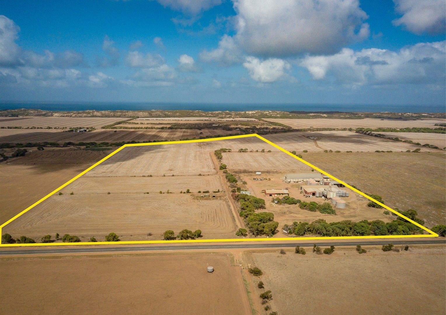 2 bedrooms House in 34317 Brand Highway GREENOUGH WA, 6532