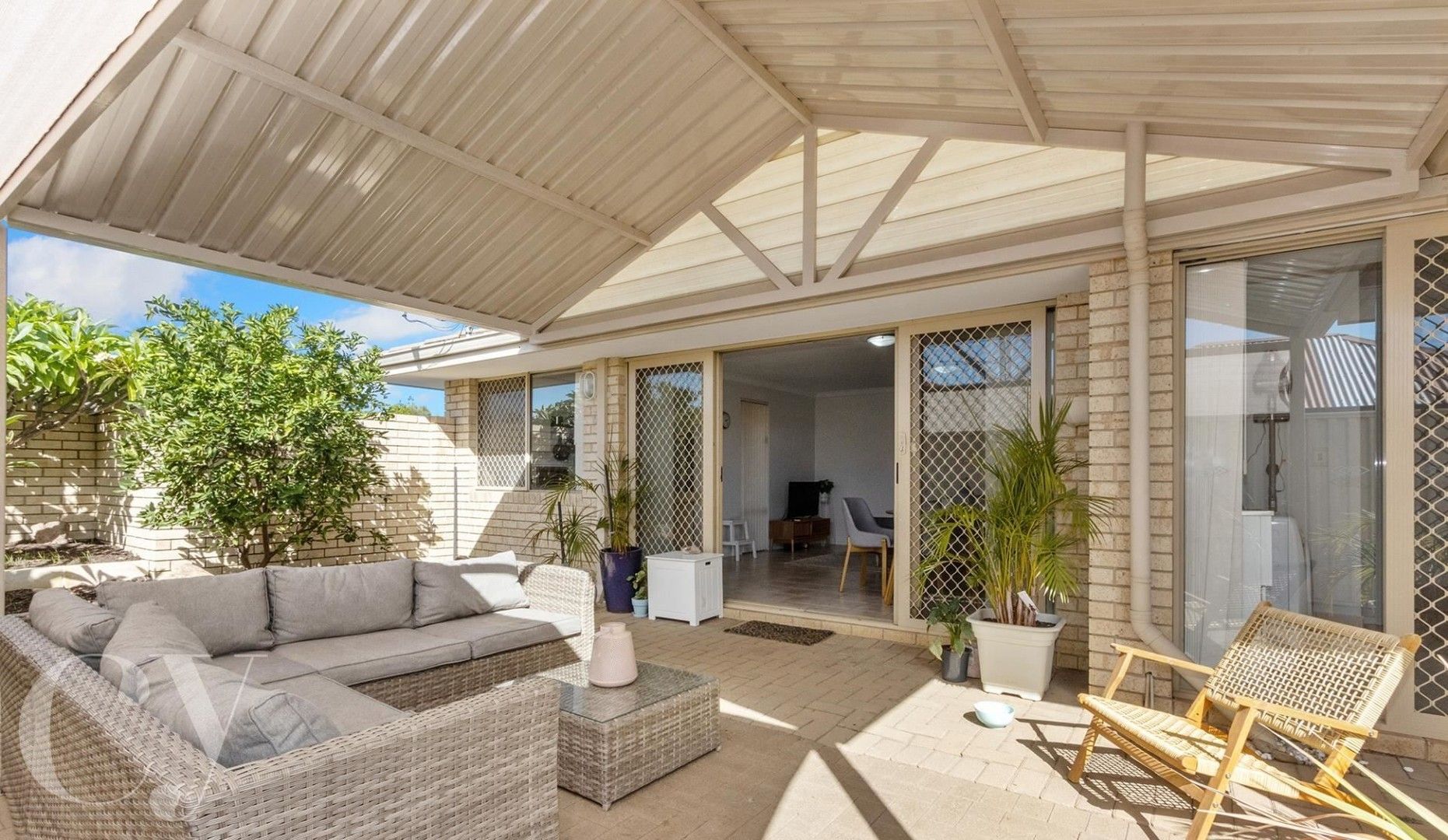3 bedrooms Townhouse in 1/39 Clarence Street TUART HILL WA, 6060