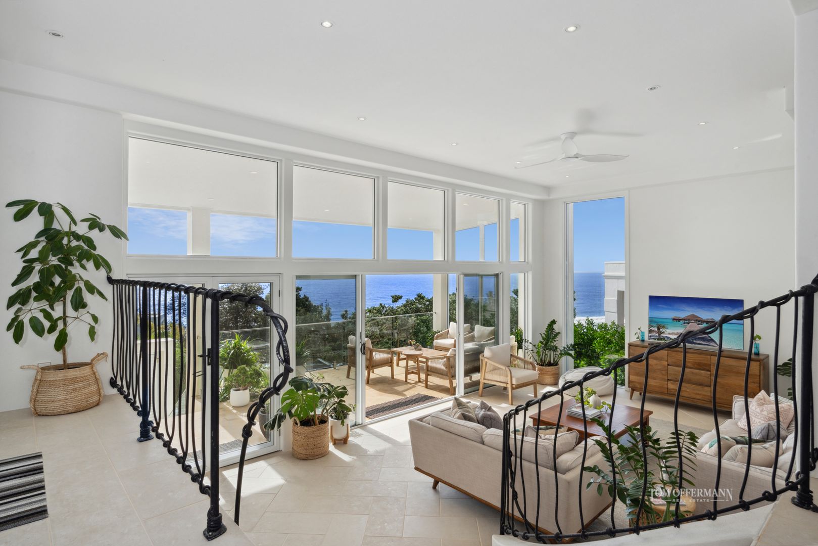 27 McAnally Drive, Sunshine Beach QLD 4567, Image 2