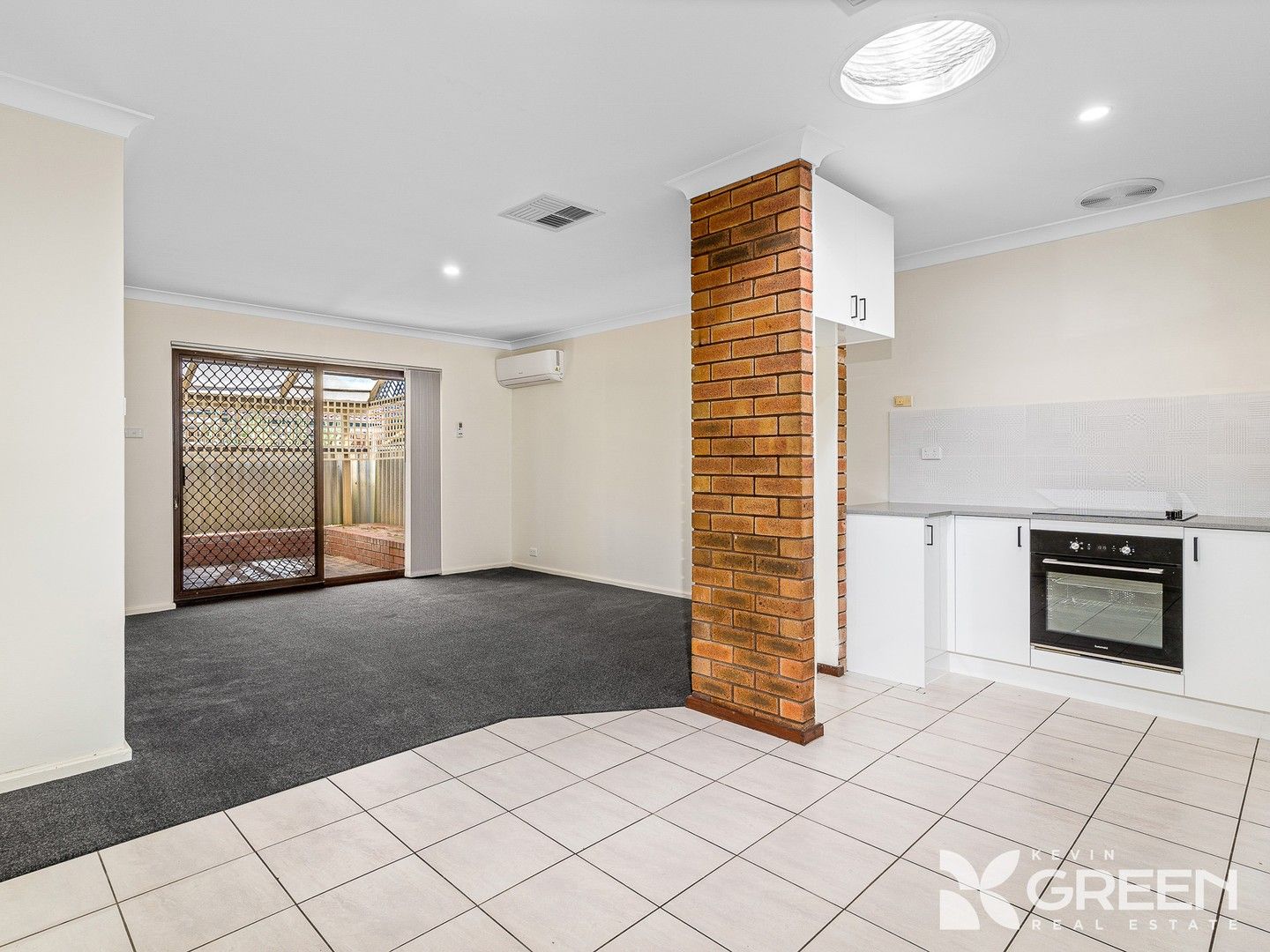 2/41-43 Creery Street, Dudley Park WA 6210, Image 2