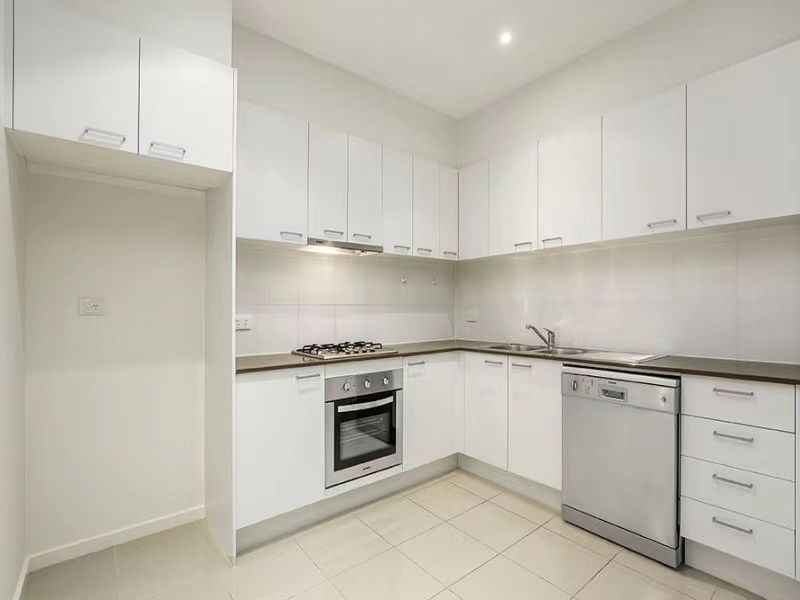 3/259 Canterbury Road, Forest Hill VIC 3131, Image 2