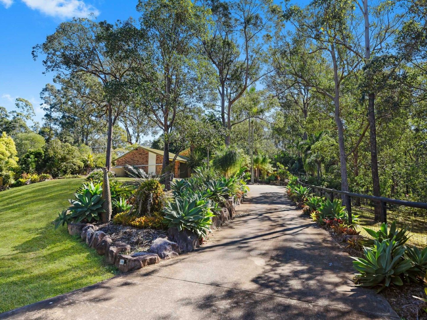 36 Montego Court, Eatons Hill QLD 4037, Image 0