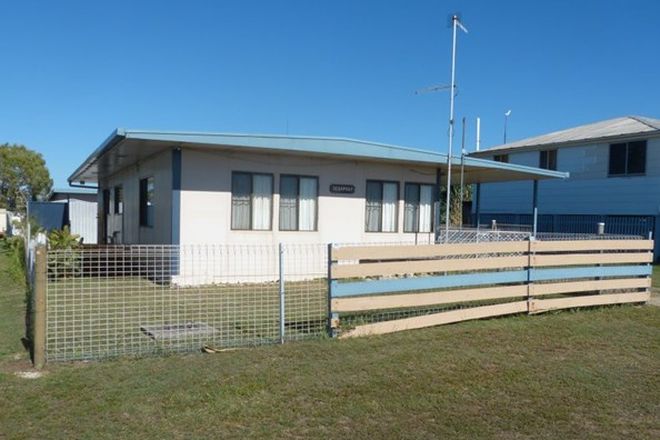 Picture of 13 Seaview Esplanade, CURTIS ISLAND QLD 4680