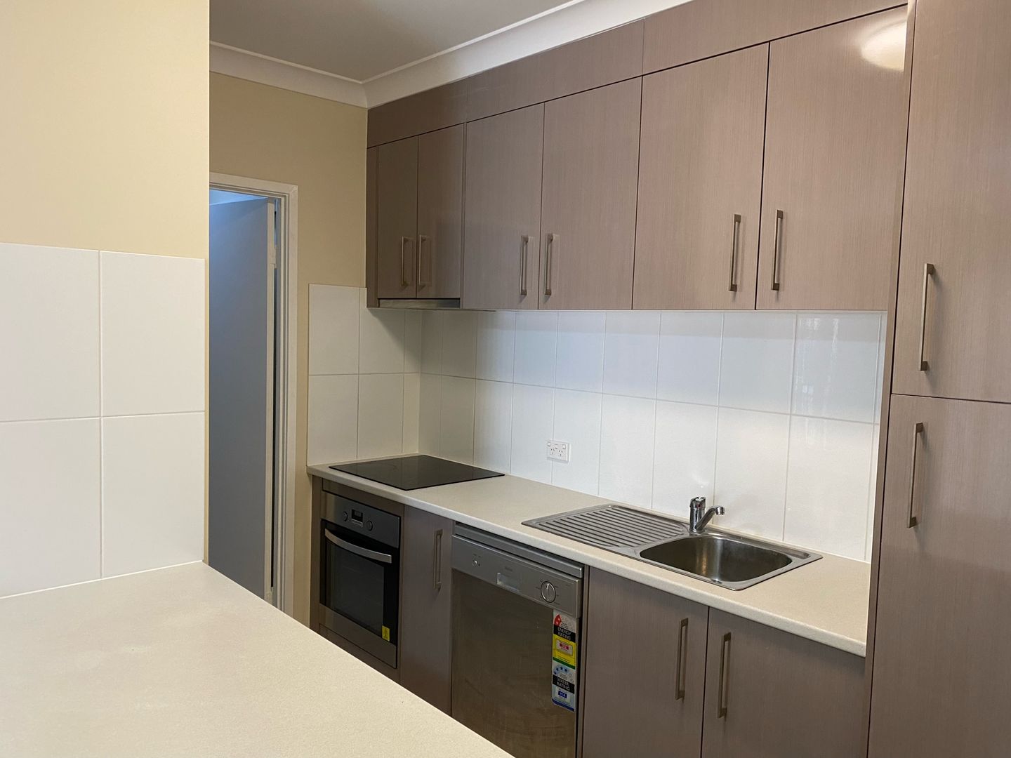 13/4 Sykes Court, Southport QLD 4215, Image 1