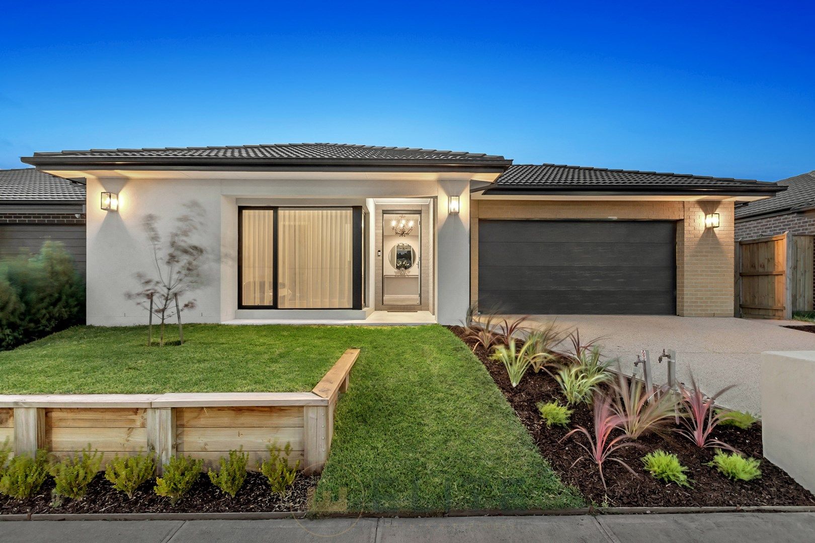 147 Thoroughbred Drive, Clyde North VIC 3978, Image 0
