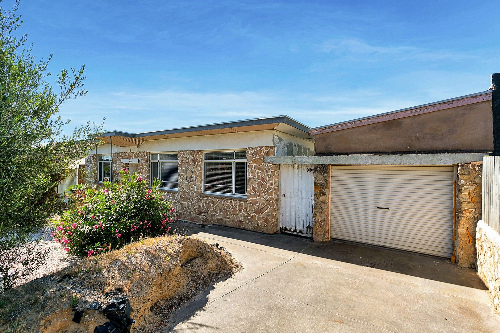 24 Thomas Street, Seacliff Park SA 5049, Image 0