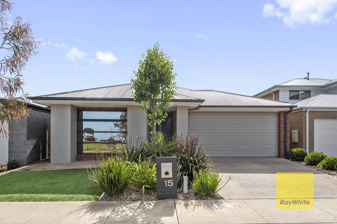 Picture of 15 Compass Way, MOUNT DUNEED VIC 3217