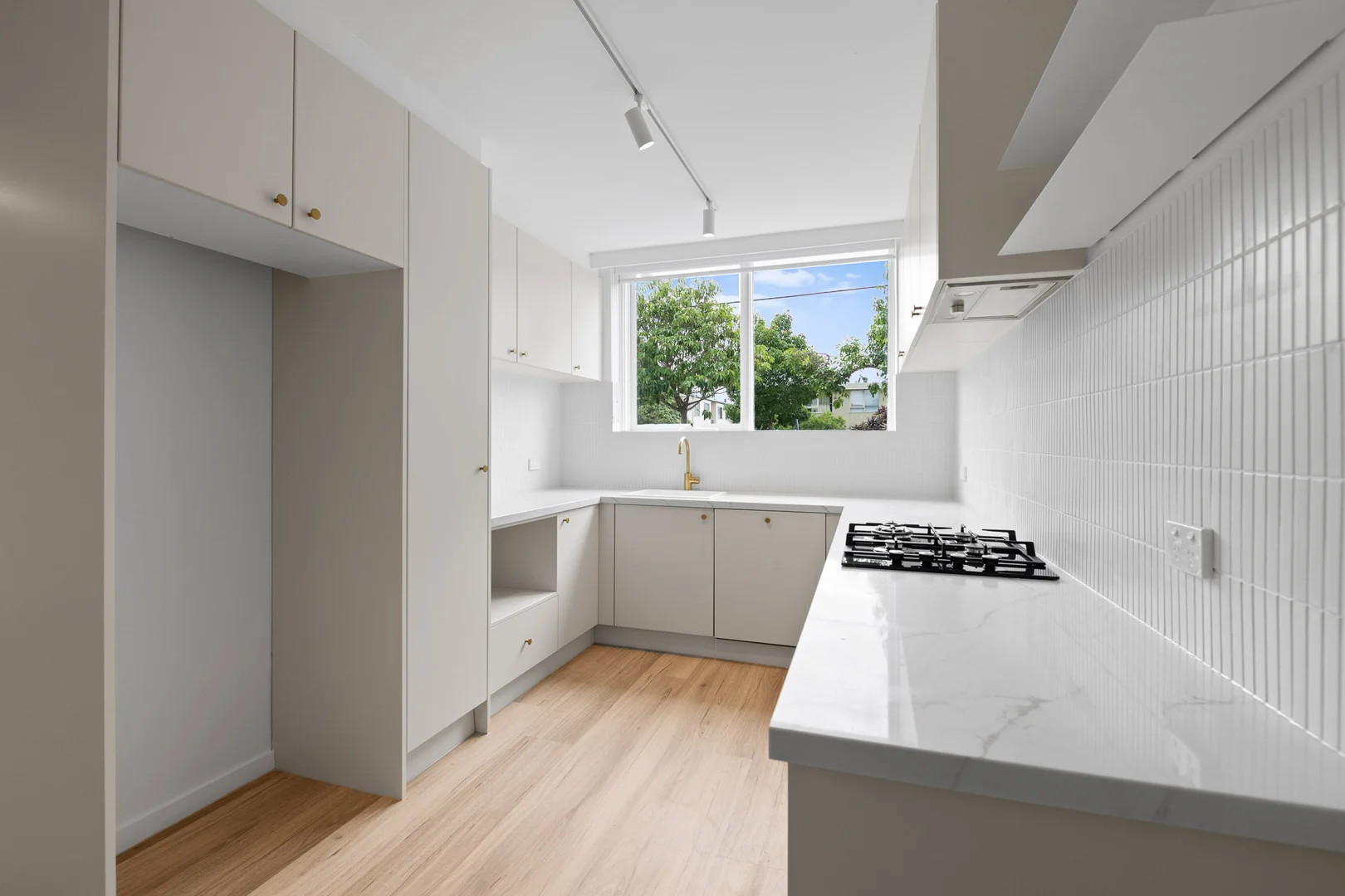 Additional image 2 of 2/299 Grange Road, Ormond VIC 3204