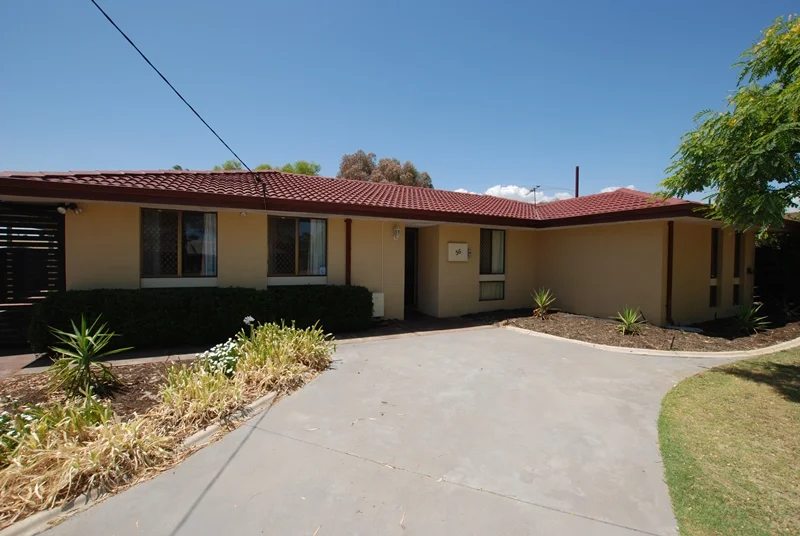 Additional image 3 of 56 Lyrebird Way, Thornlie WA 6108