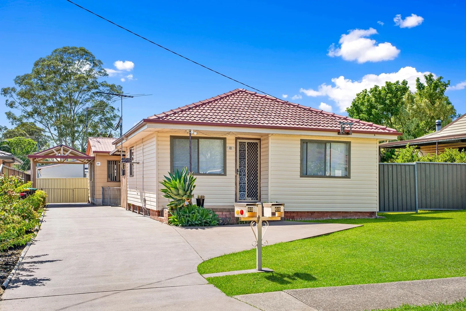 62 College Street, Cambridge Park NSW 2747
