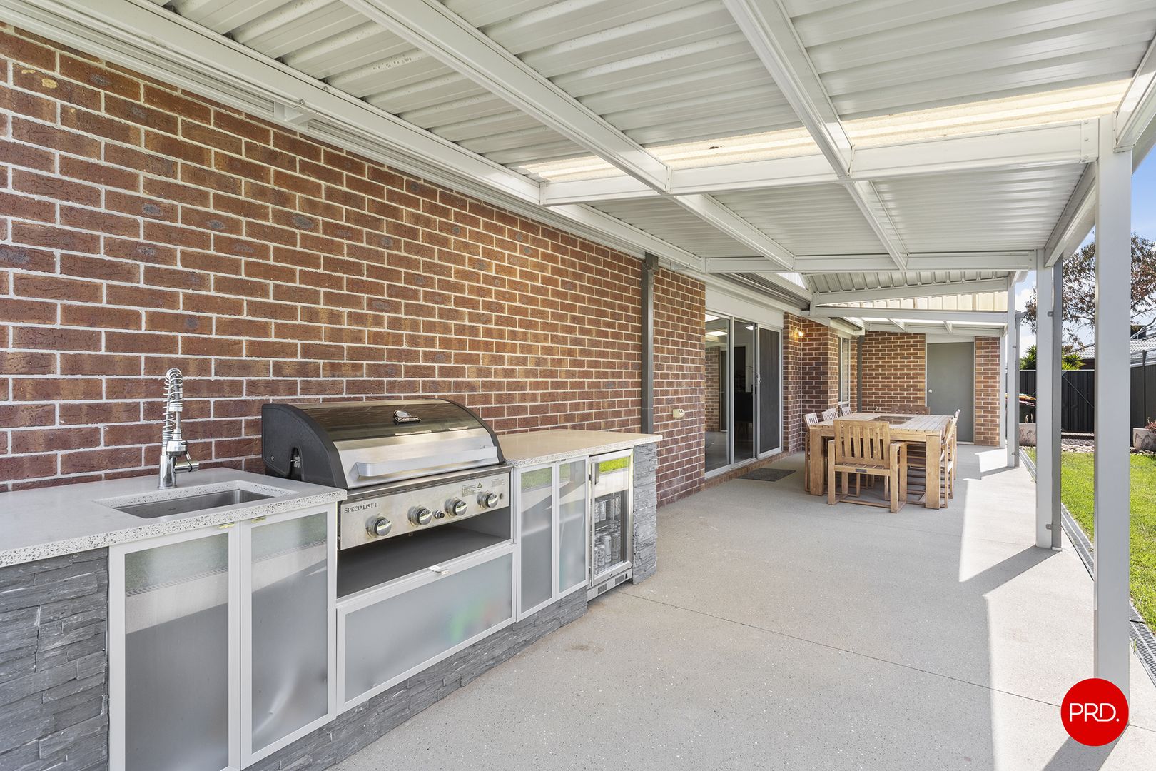14 Greenfield Drive, Epsom VIC 3551, Image 2