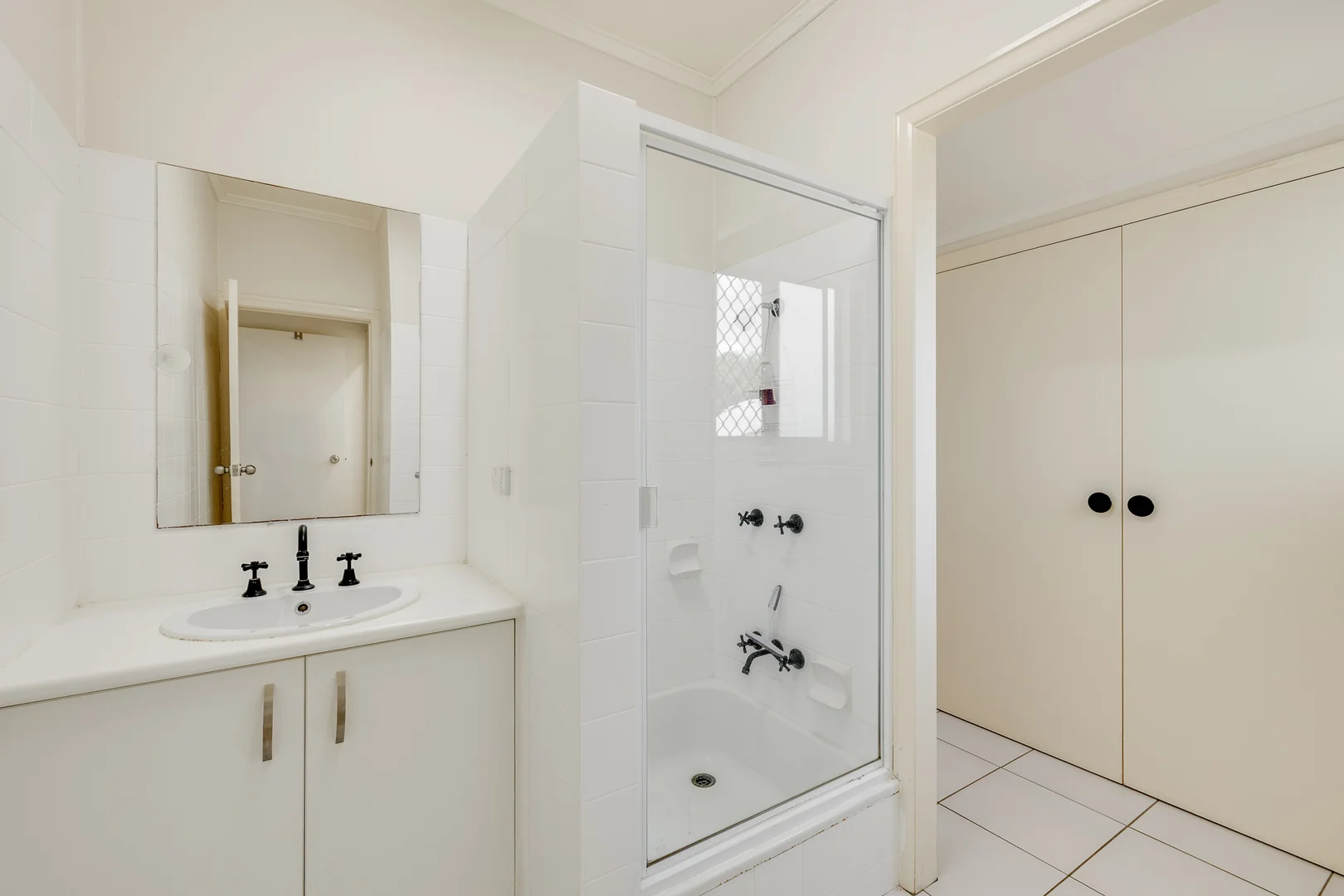 Additional image 16 of 523 Hume Street, Kearneys Spring QLD 4350