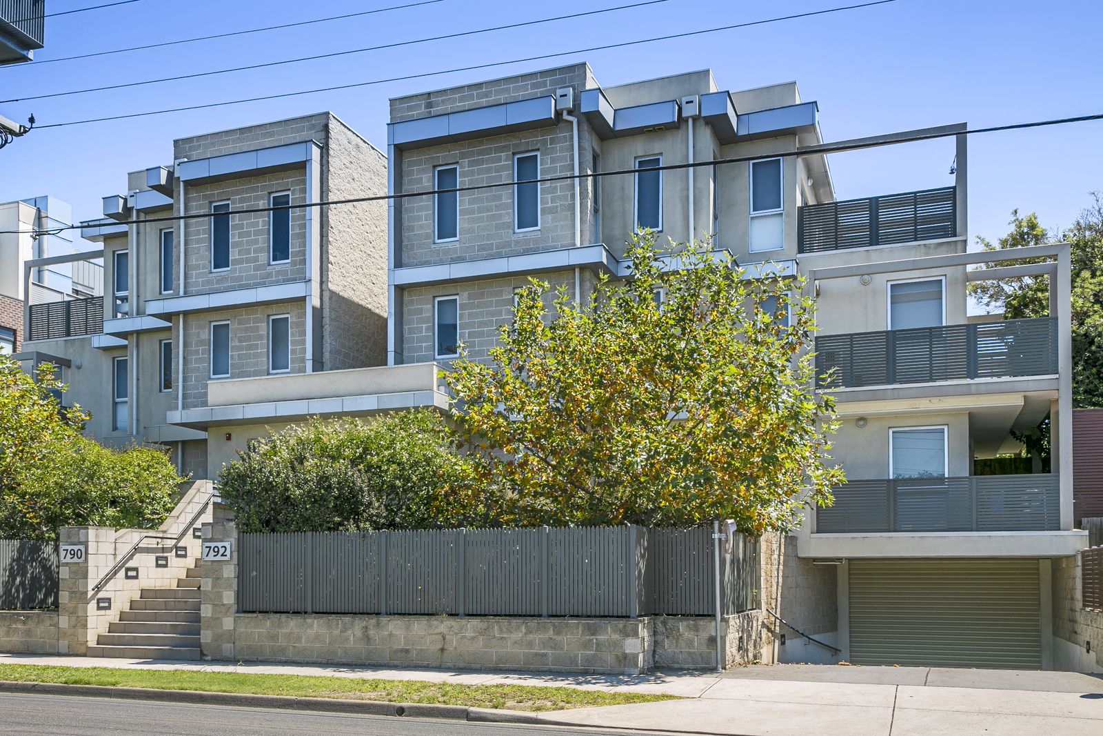 2 bedrooms Apartment / Unit / Flat in 17/790 Warrigal Road MALVERN EAST VIC, 3145