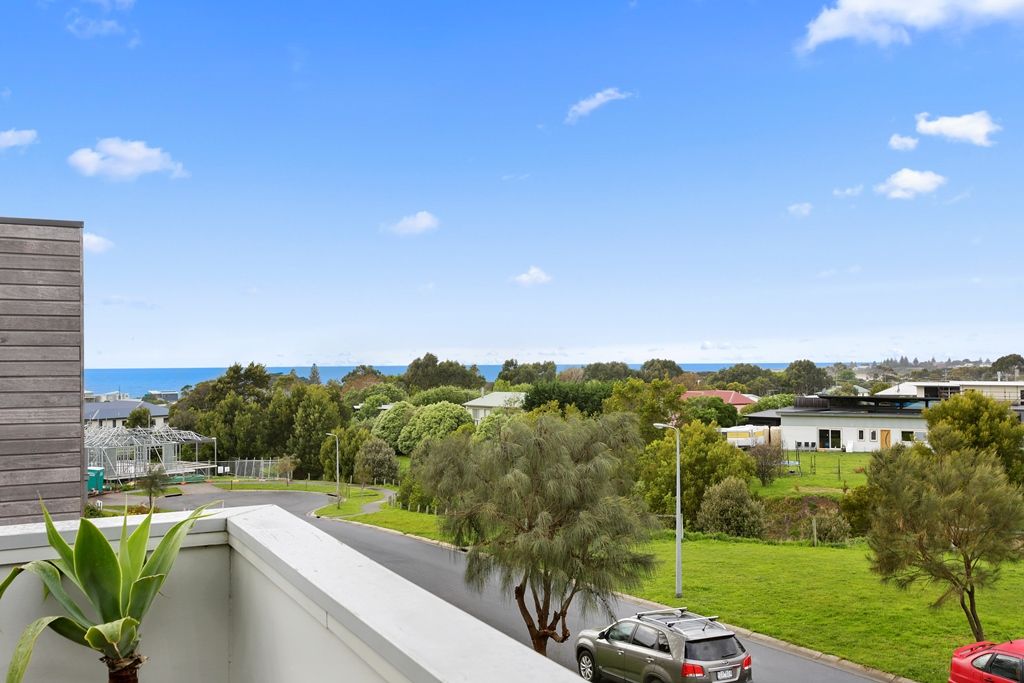 51 Seeberg Court, Apollo Bay VIC 3233, Image 2