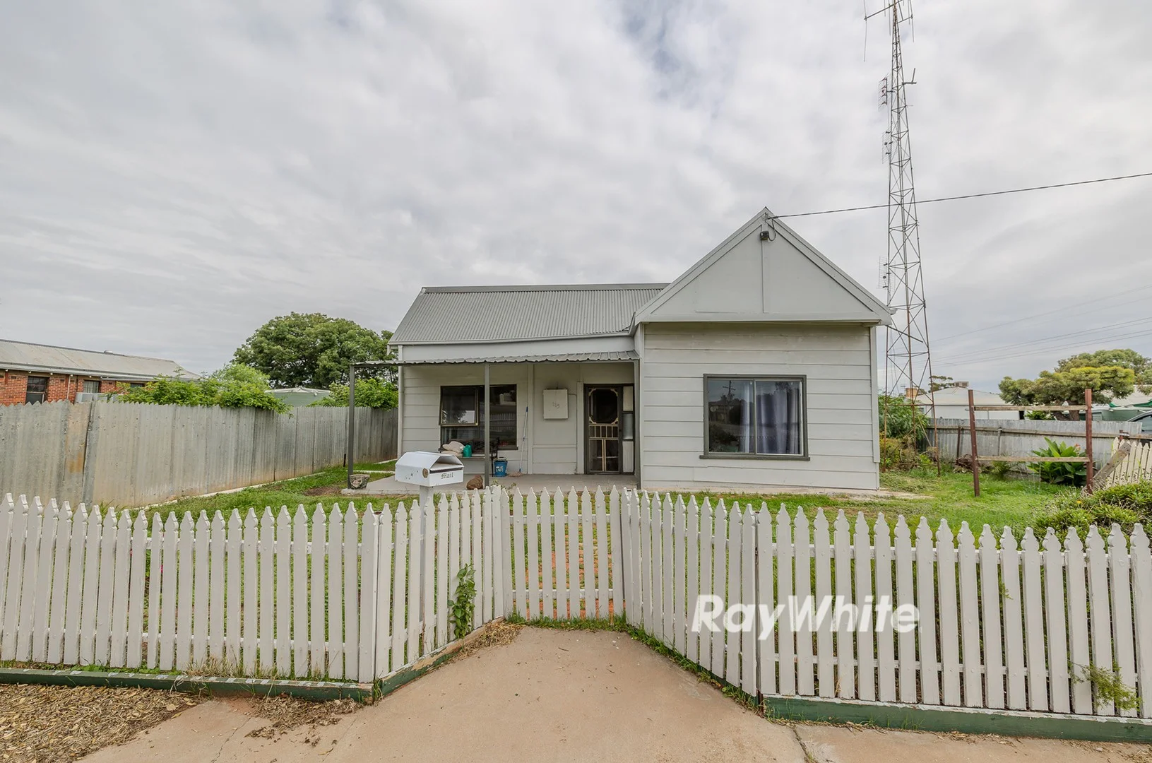 115 Cumming Avenue, Birchip VIC 3483