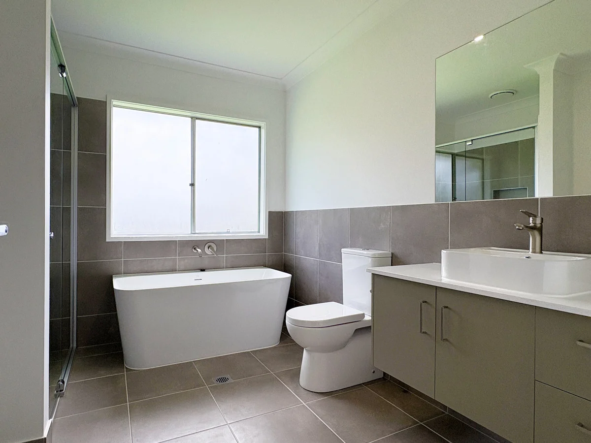 Additional image 11 of 21 Charmed Waters Court, Burrum Heads QLD 4659